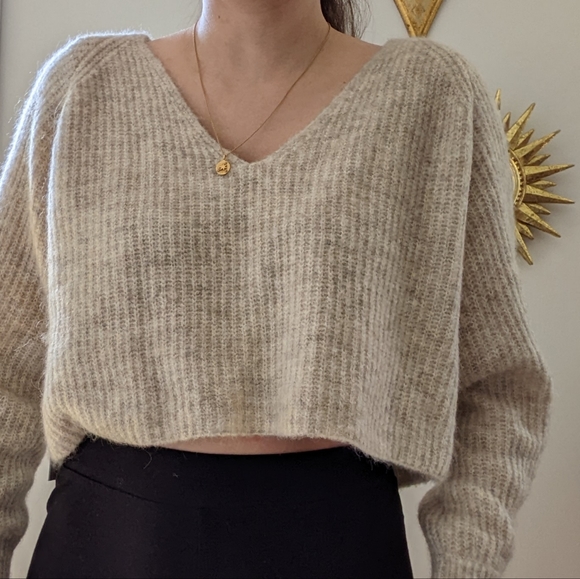 Aritzia Sweaters - Babaton Tessin Alpaca Boxy Crop Sweater